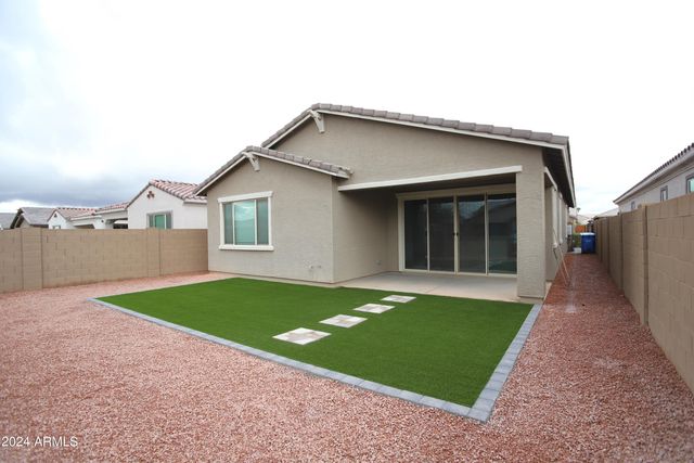 9225 W WILLOW BEND Lane, Phoenix, AZ 85037