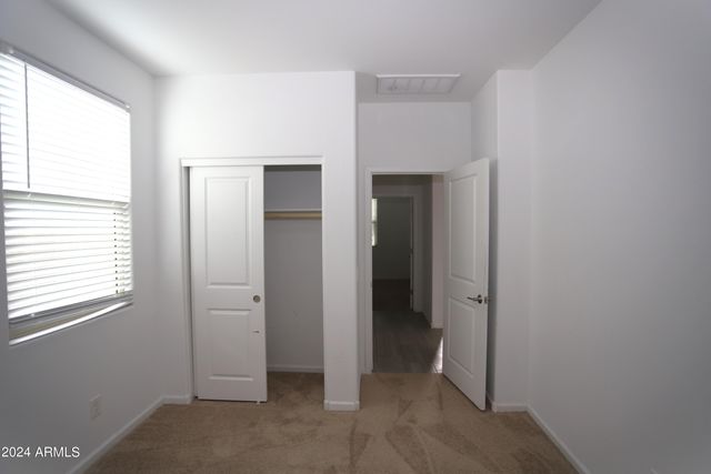 9225 W WILLOW BEND Lane, Phoenix, AZ 85037