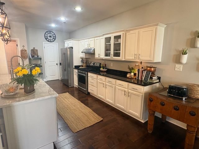1105 Haddrell Point, Lexington, KY 40509