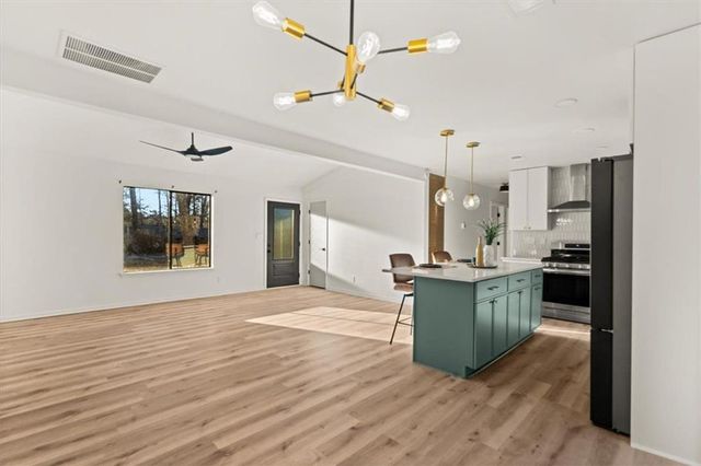 3182 WESTBROOK Trace, Lawrenceville, GA 30044