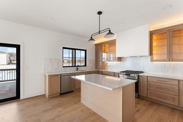 3979 Tomahawk Circle, La Porte, IN 46350