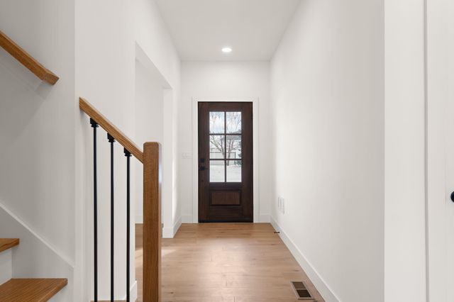 3979 Tomahawk Circle, La Porte, IN 46350