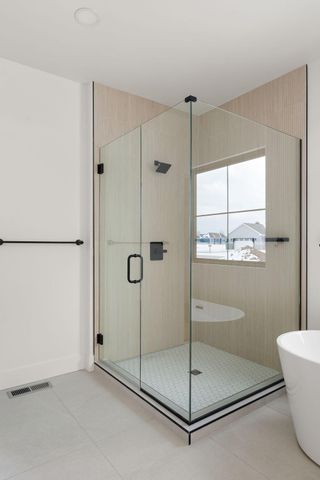 3979 Tomahawk Circle, La Porte, IN 46350