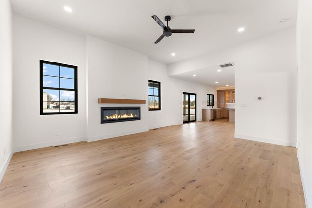 3979 Tomahawk Circle, La Porte, IN 46350