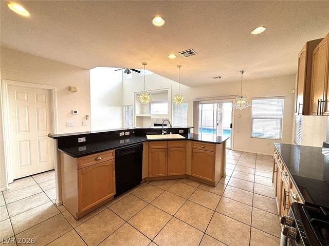 460 Crocus Hill Street, Las Vegas, NV 89138