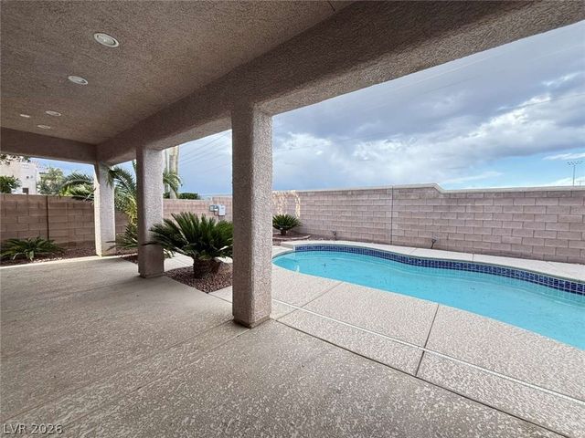 460 Crocus Hill Street, Las Vegas, NV 89138
