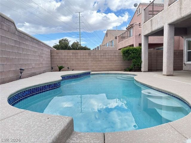 460 Crocus Hill Street, Las Vegas, NV 89138