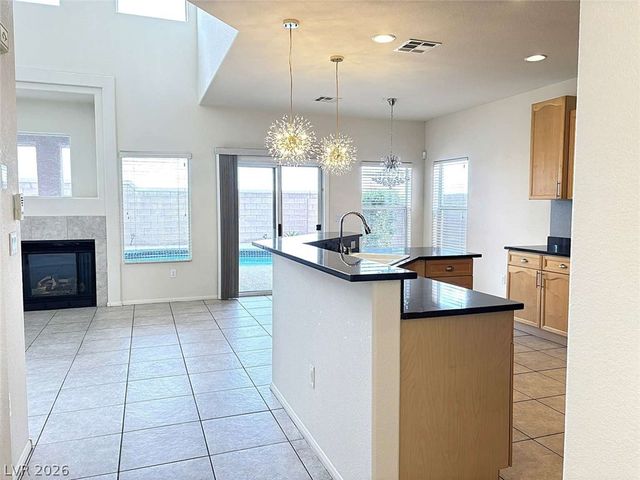 460 Crocus Hill Street, Las Vegas, NV 89138