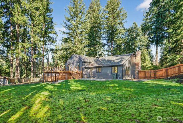 21401 SE 16th Place, Sammamish, WA 98074