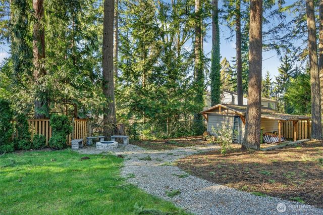 21401 SE 16th Place, Sammamish, WA 98074