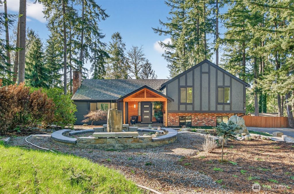 21401 SE 16th Place, Sammamish, WA 98074
