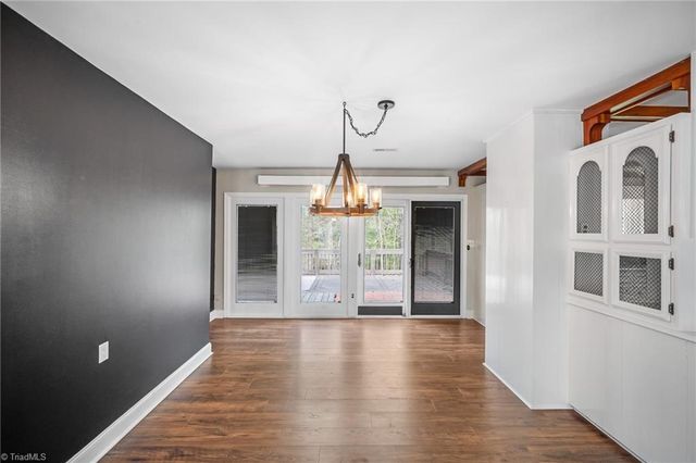 391 Lake Hill Drive, Thomasville, NC 27360