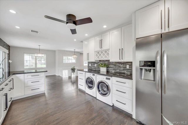 10 Sandhage Drive, Pearl River, NY 10965