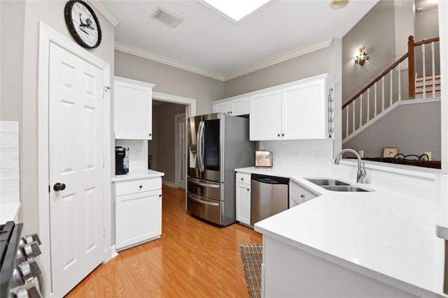 1623 Sandy Park Dr, Kingwood, TX 77339