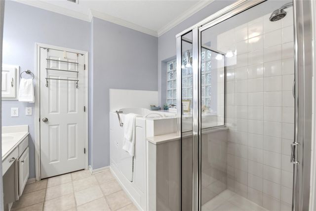1623 Sandy Park Dr, Kingwood, TX 77339