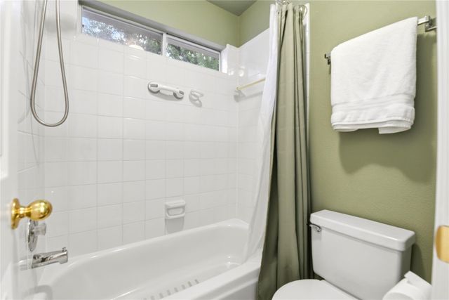 1623 Sandy Park Dr, Kingwood, TX 77339