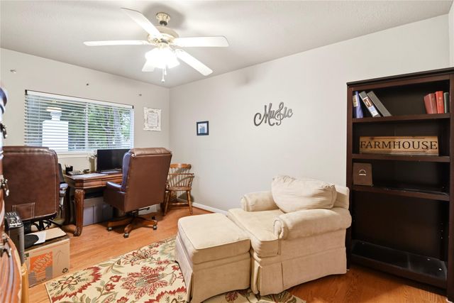 1623 Sandy Park Dr, Kingwood, TX 77339