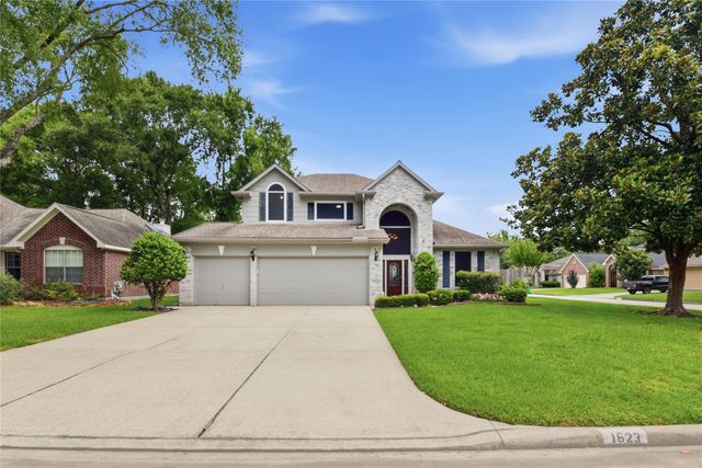 1623 Sandy Park Dr, Kingwood, TX 77339