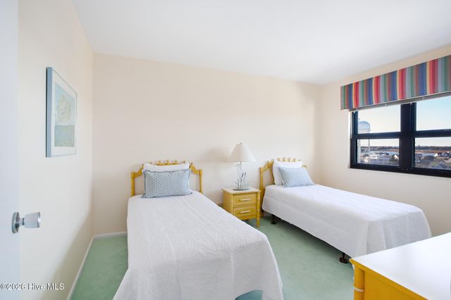 1704 N Lumina Avenue 7-F, Wrightsville Beach, NC 28480