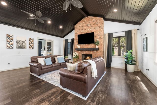 17995 NE 24TH TERRACE, Citra, FL 32113