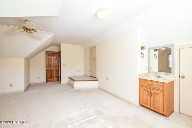 140 Spring Creek Lane, Wilmington, NC 28411