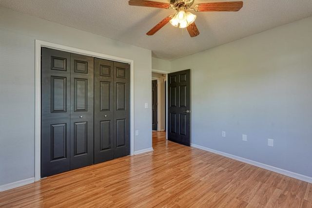 102 Stoneledge Drive, Woodruff, SC 29388