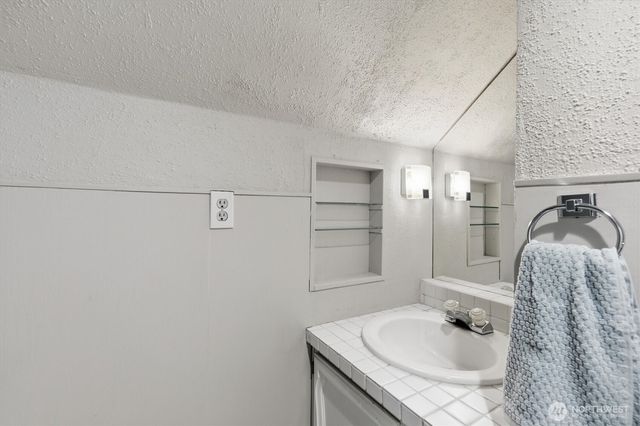 1403 18th Avenue, Longview, WA 98632