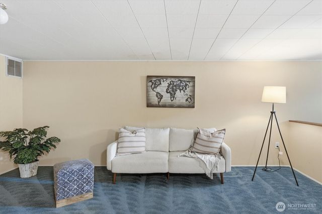 1403 18th Avenue, Longview, WA 98632