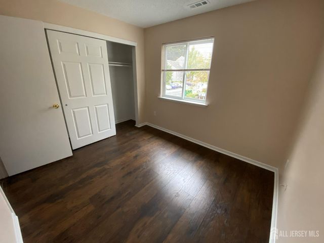 9002 Tamarron Drive, Plainsboro, NJ 08536