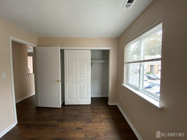 9002 Tamarron Drive, Plainsboro, NJ 08536