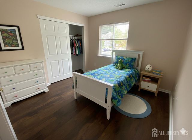 9002 Tamarron Drive, Plainsboro, NJ 08536