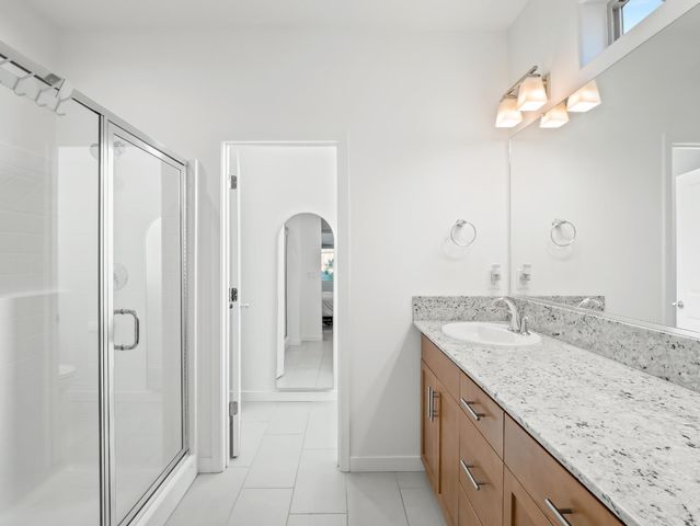 673 Redrock Drive, Madera, CA 93636