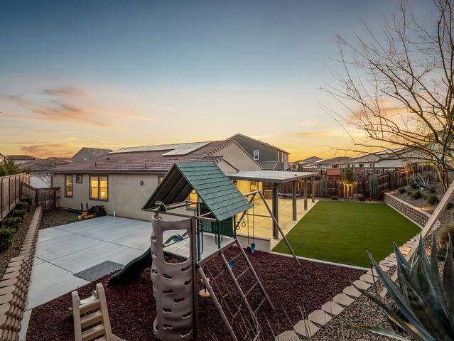 673 Redrock Drive, Madera, CA 93636