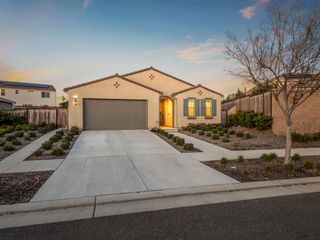 673 Redrock Drive, Madera, CA 93636