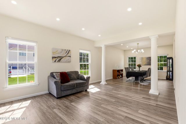 114 Adams Way, Jackson, NJ 08527