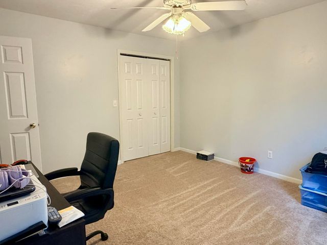 1605 Mary Lane, Aurora, MO 65605