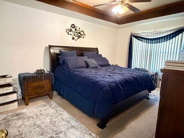 1605 Mary Lane, Aurora, MO 65605