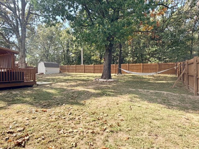 1605 Mary Lane, Aurora, MO 65605