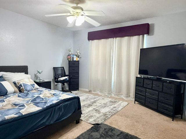 1605 Mary Lane, Aurora, MO 65605