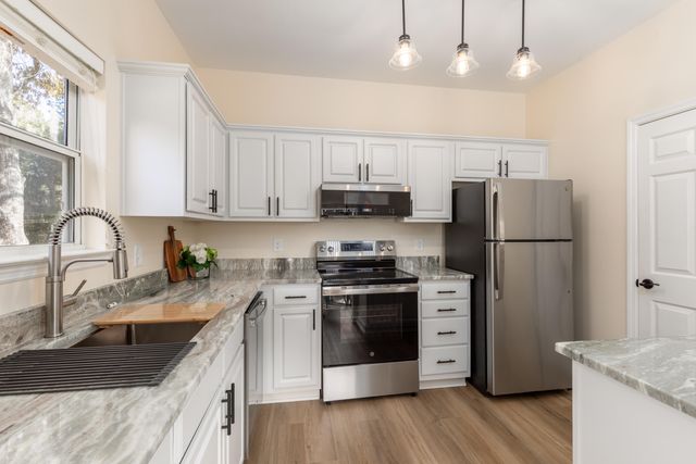 2349 Tall Sail Drive 311k, Charleston, SC 29414