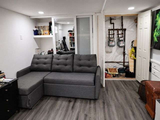 19 Codman Hill Ave, Boston, MA 02124