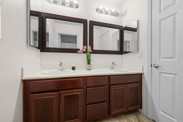 5204 Topsail Drive, San Diego, CA 92154