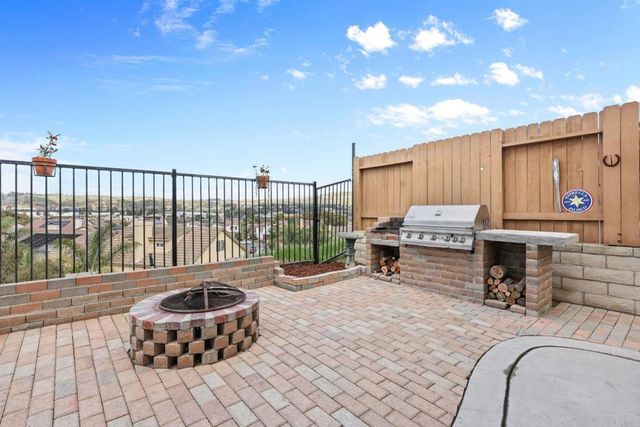 5204 Topsail Drive, San Diego, CA 92154