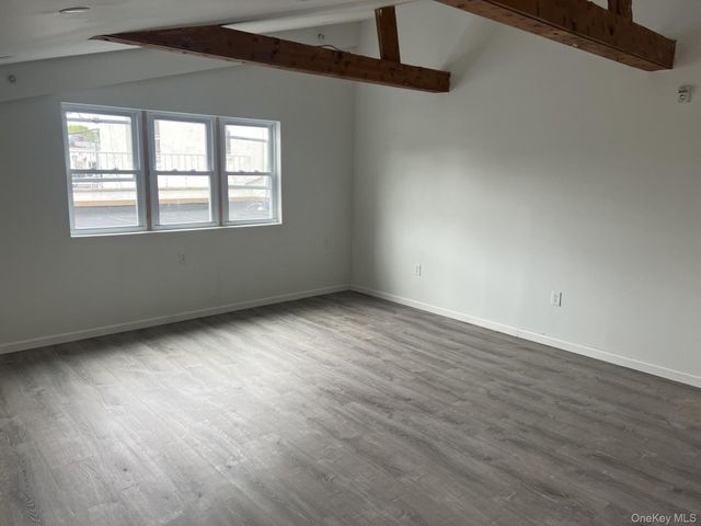 861 Midland Avenue, Yonkers, NY 10704