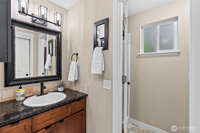 4935 Glendale Court SE, Olympia, WA 98501