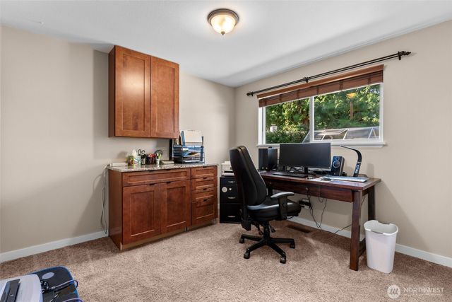 4935 Glendale Court SE, Olympia, WA 98501