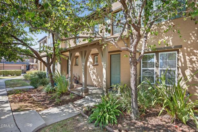 337 Feather River Place, Oxnard, CA 93036