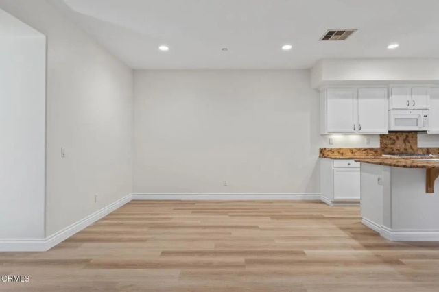 337 Feather River Place, Oxnard, CA 93036