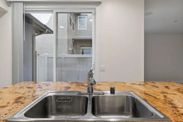 337 Feather River Place, Oxnard, CA 93036