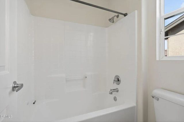 337 Feather River Place, Oxnard, CA 93036